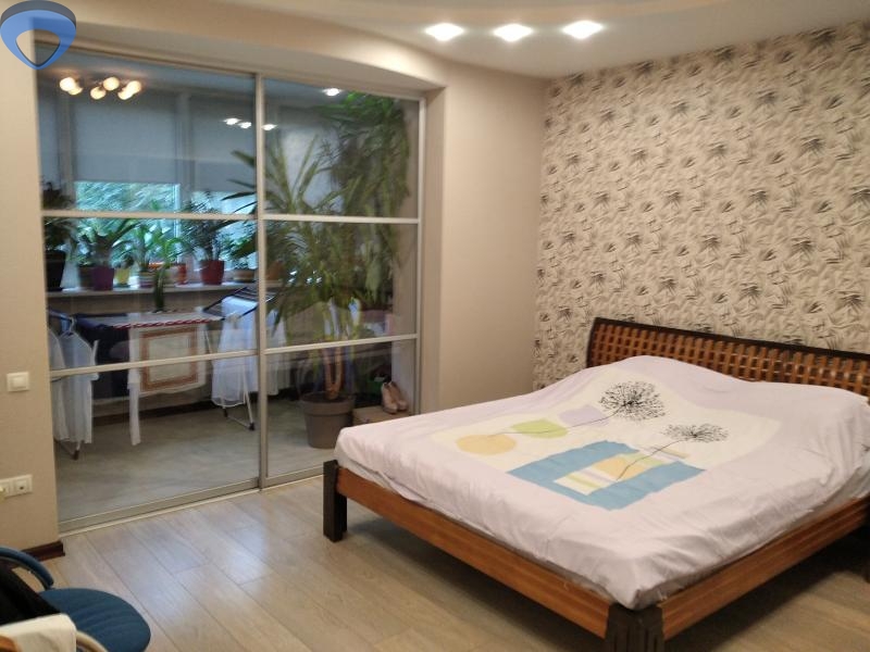продажа трехкомнатной квартиры номер A-173758 в Приморском районе, фото номер 9